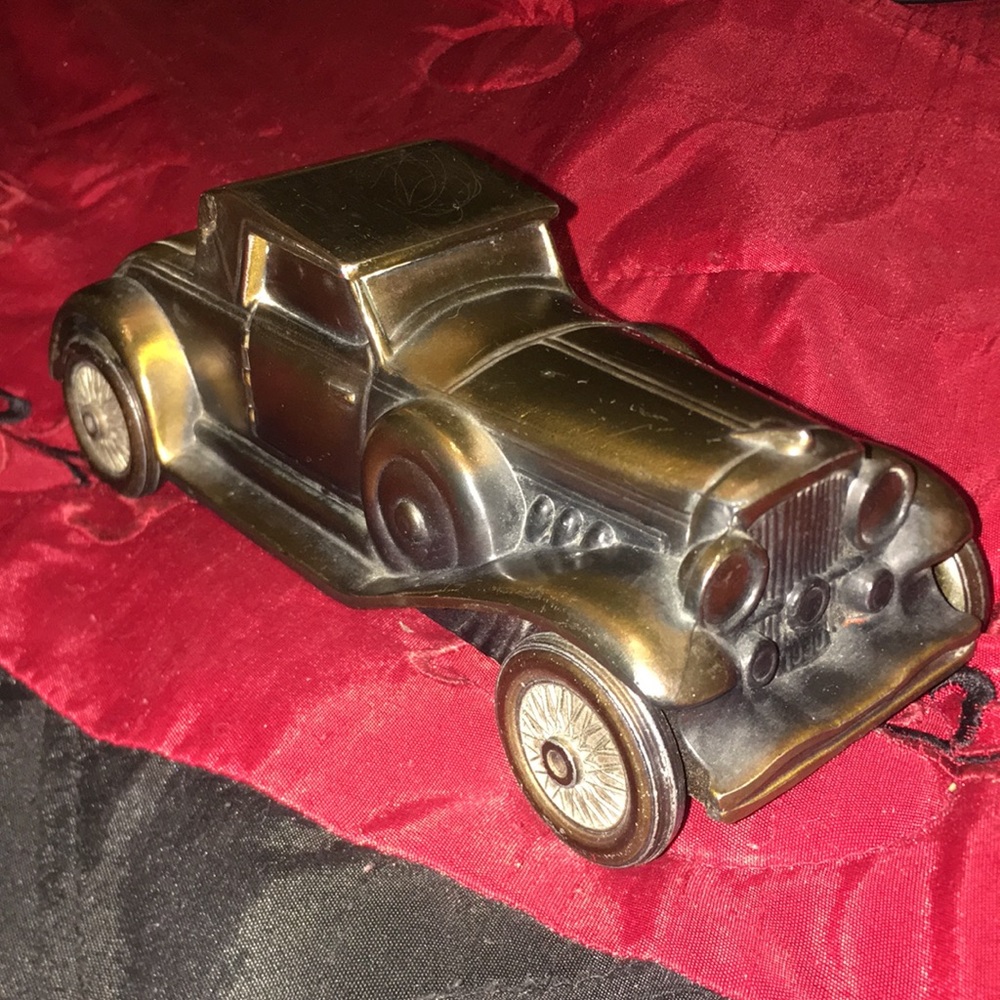 Bathrico coin bank